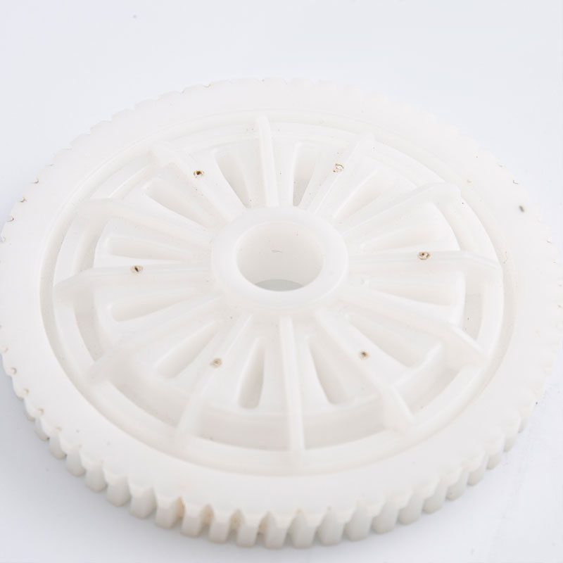 Metallersättning POM plastpellets